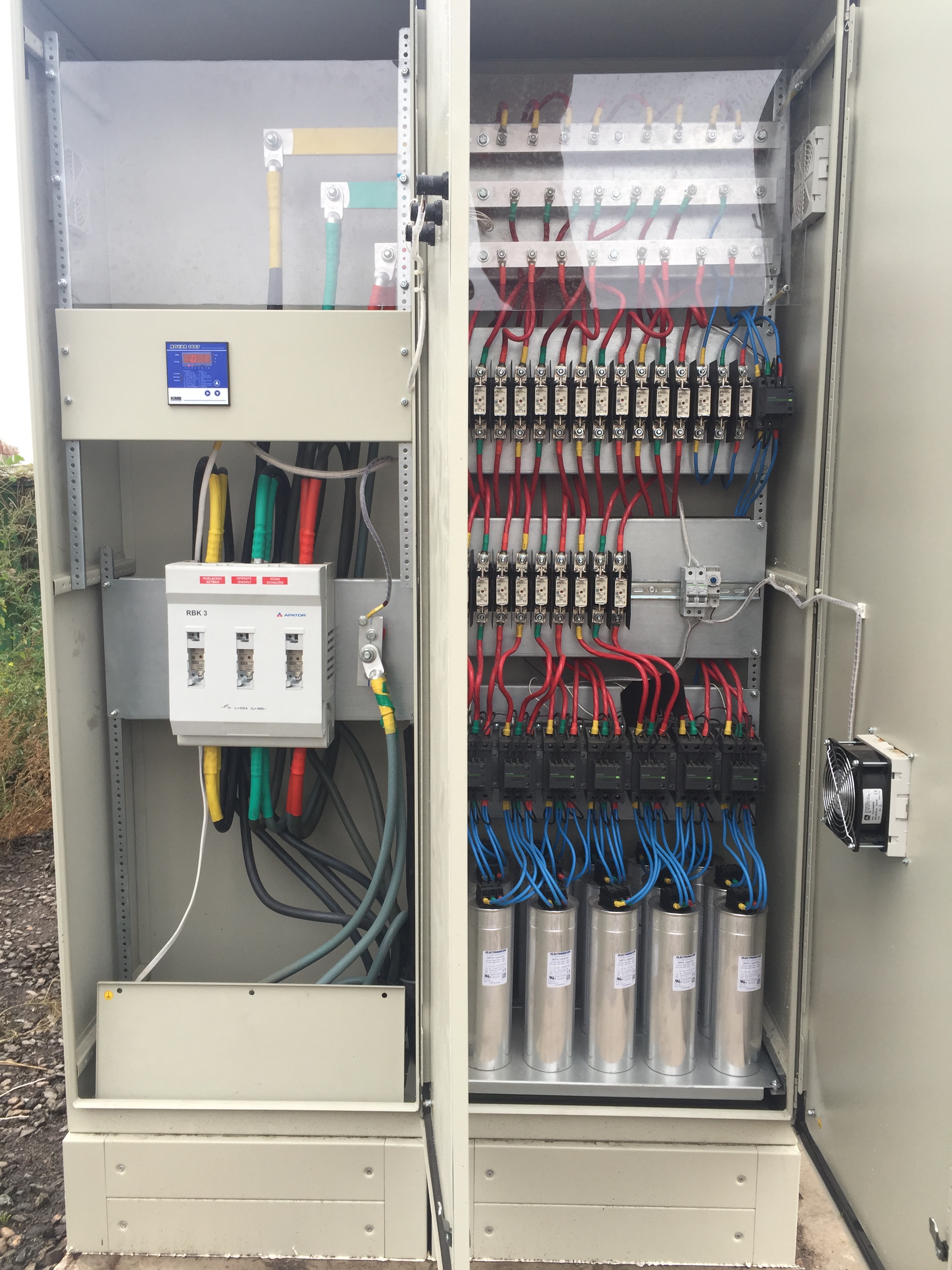 аку крм 300 кВАр 400В